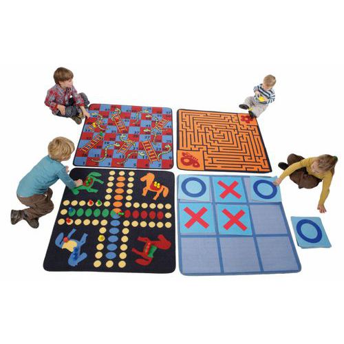 L'ensemble 4 tapis de jeux classiques