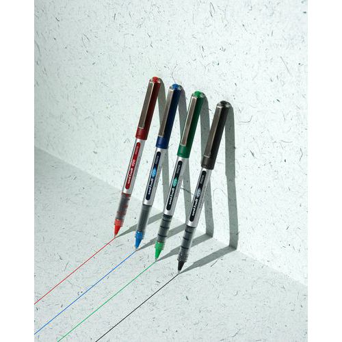 Roller encre liquide Eye fine pointe fine - Uni-Ball